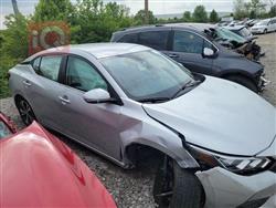 نیسان سێنترا